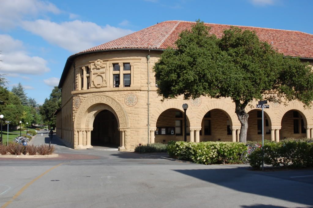 Stanford, California, начало мая 