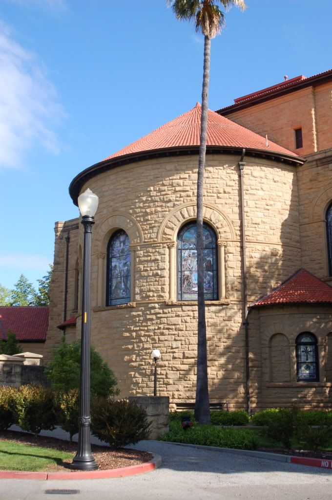 Stanford, California, начало мая 
