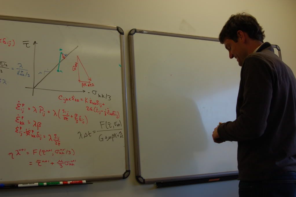 Stanford, California, начало мая 