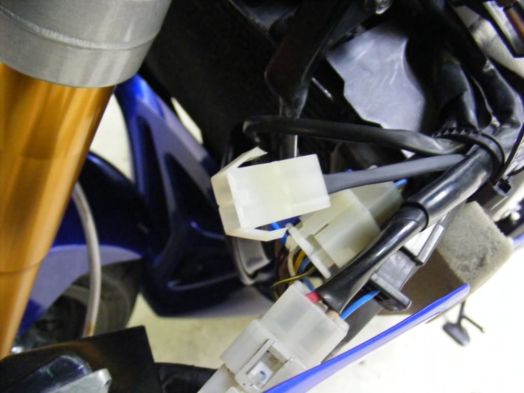 HOW TO 0001 R1 Radiator Fan Bypass Switch Yamaha R1 Forum YZFR1