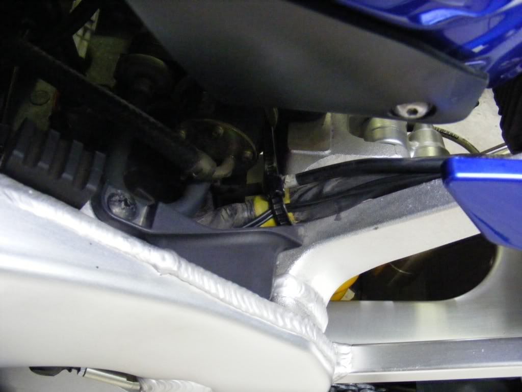 HOW TO 0001 R1 Radiator Fan Bypass Switch Yamaha R1 Forum YZFR1