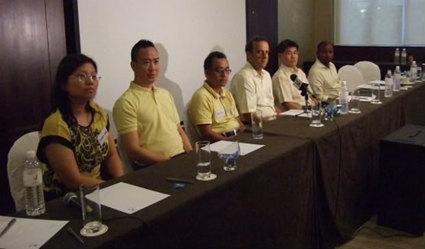 Happier times when the Reform Party revealed its GE candidates in May 2010. From Left to Right: Hazel Poa, Alec Tok, Abdul Rahim Osman, Kenneth Jeyaretnam, Tony Tan, Jeisilan Sivalingam